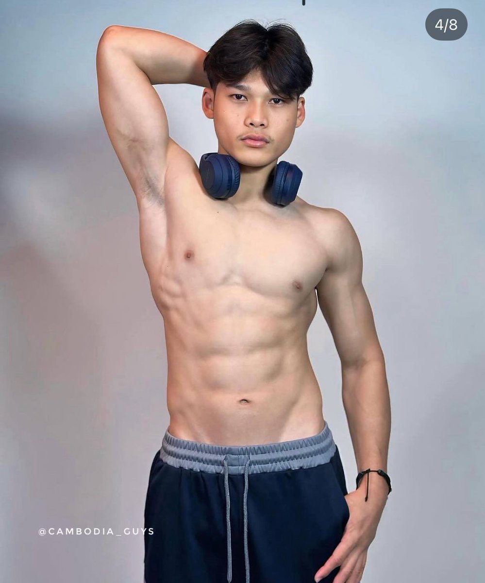 Hokacflyq's tweet photo. Hot boy so sex 🍆🍆 https://t.co/m3J2JINVvq