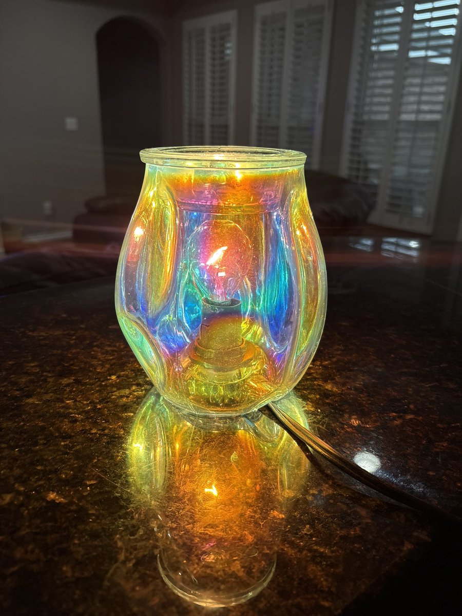 _aej97's tweet photo. @Vikeologist Got this cool scent warmer on marketplace a few days ago for 10 bucks. Retails for almost 60 https://t.co/xIt5WdwWbO