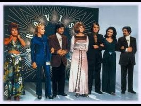 InEurovision's tweet photo. On this day in 1970 TVE 🇪🇸 begin their Pasaporte a Dublín selection series hosted by previous contestants Massiel and Julio Iglesias

This show was to introduce the 10 contestants with the following episodes showcasing 1 artist each week.
#Eurovision
#Spain #Onthisday https://t.co/86zDSv9UNN