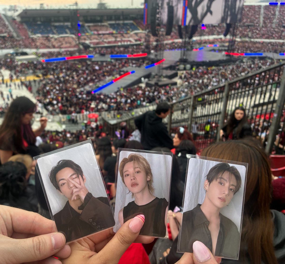 wiudness's tweet photo. arirang d-2 🩶😿

@Yun_nie3110 @dumbavie https://t.co/QDfOk3ZrJN