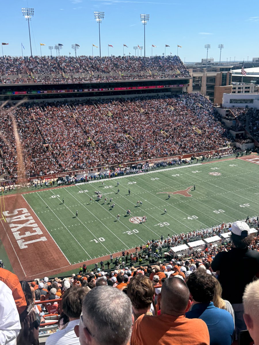 sexyishaan's tweet photo. Came to America from India 2 months ago on a full ride scholarship!

So happy to cheer on Texas Football https://t.co/PBBrG5lXD4