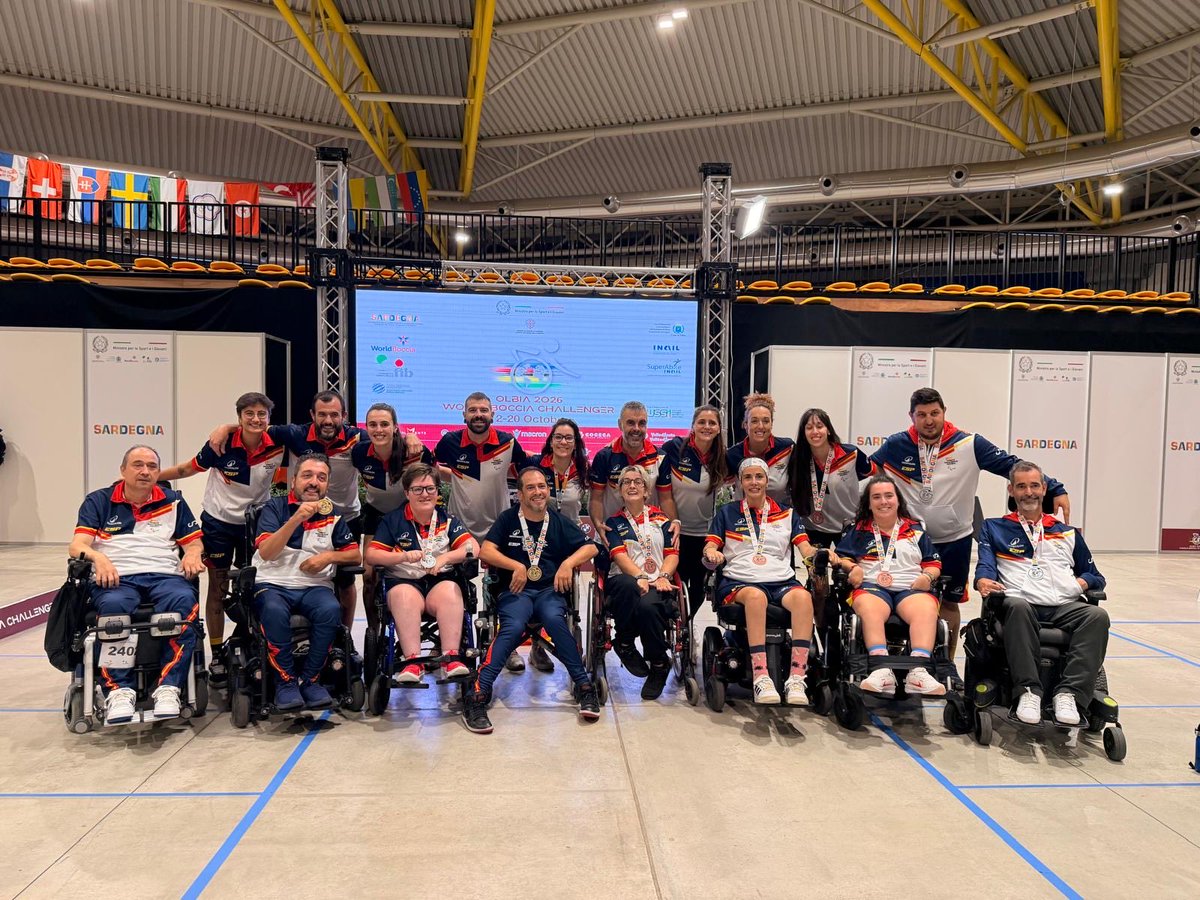 _FEDPC_'s tweet photo. 🚨¡NO, NO ESTÁS SOÑANDO!

🇪🇸 El equipo español de Boccia consigue 7 medallas en sus respectivas modalidades.

🥇Juan Manuel Montilla y Moha Soliman
🥈Ainhoa Meñaka y Alejandro Díaz
🥉Sara Aller, Laura Utrero y Desi Segarra

😍¡Qué orgullo, #TEAMESP🇪🇸! https://t.co/ttOVkuBBpu