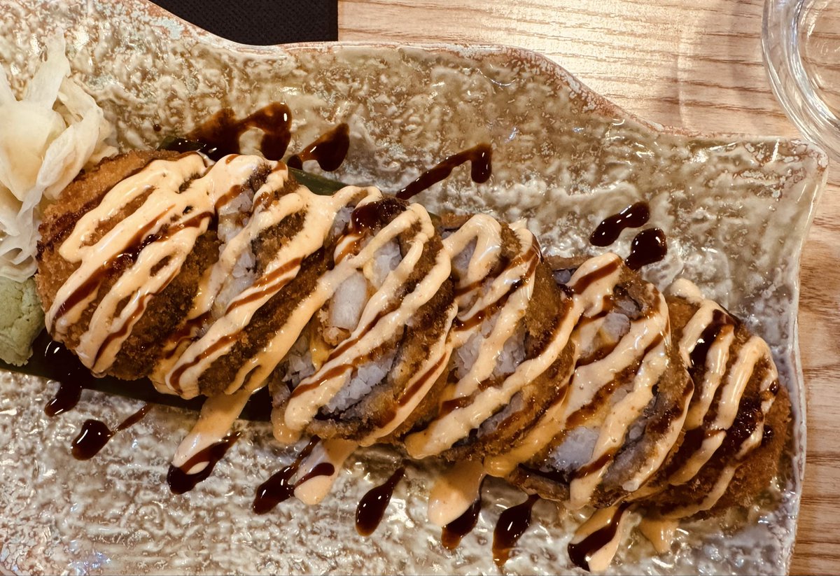 Fufurire's tweet photo. Wait- I’m a food Vtuber no ?
I SHOULD SHOW FOOD ! 

Here’s some food from Kaiju restaurant !
(Should I post food more ?)

#food #vtuber #foodtwt https://t.co/jzoznyLyfr