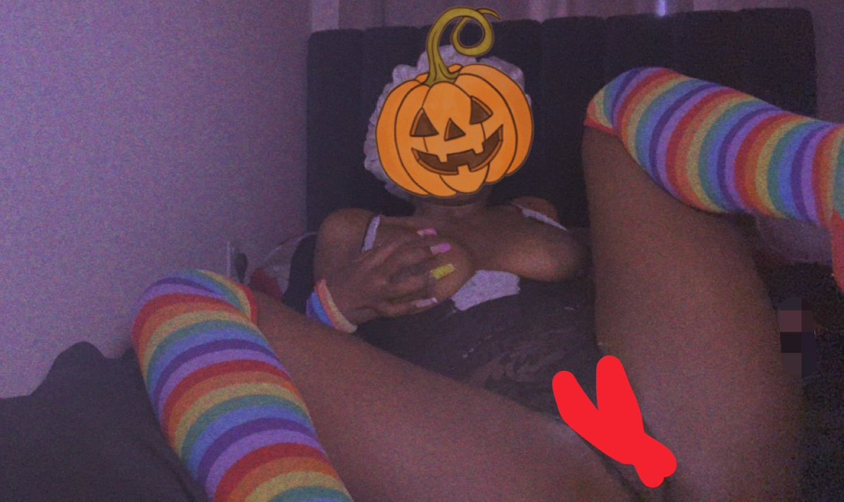 soft_temptress tweet picture