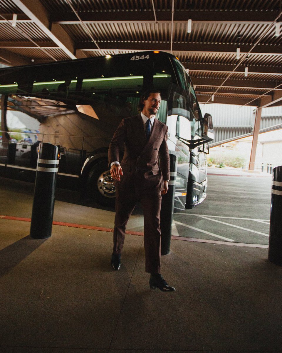penguins's tweet photo. Sin City suits 👔 https://t.co/XGoXRQ76wx