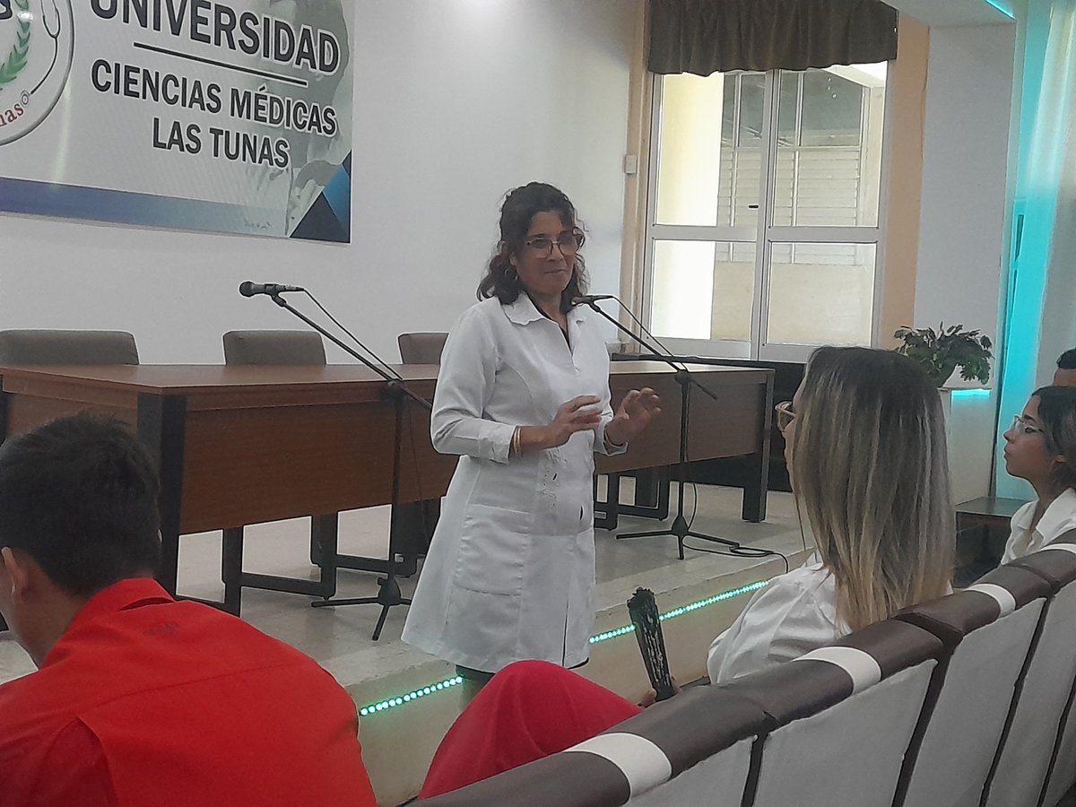 Zory623489's tweet photo. Internacionalización en la #UCMLT 
#Lesoto #Cuba #PorLaSalud 
#Oncología #CáncerDeMama https://t.co/RxpORg6bam