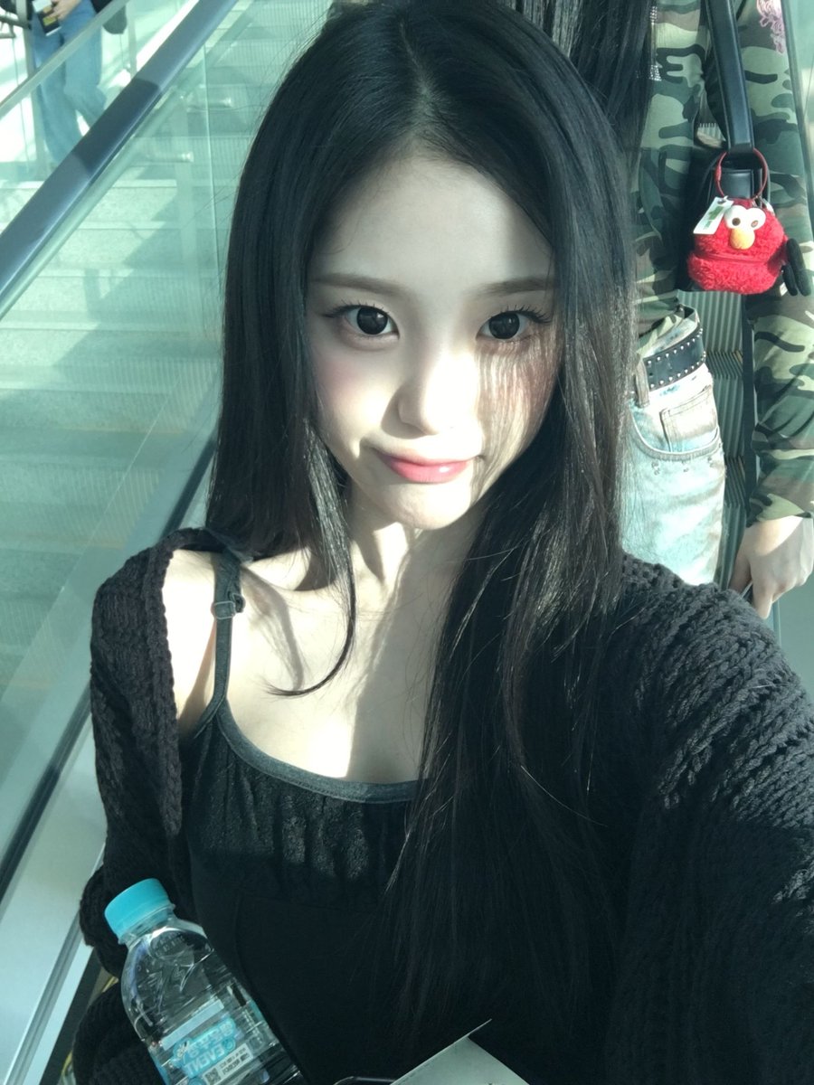 O4SSS24's tweet photo. 261018 ୨୧ 코톡💌

#지연 #지서연 #JiYeon #ジヨン
#트리플에스 #tripleS #トリプルエス #S24 https://t.co/8EbCXJEr9N
