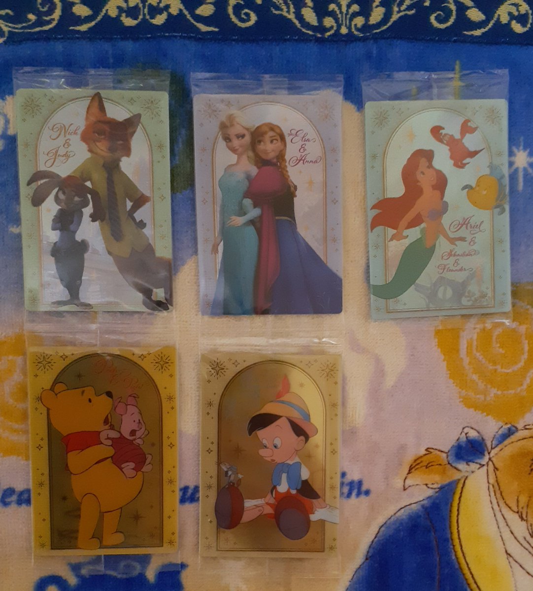 otokanade1128's tweet photo. 【譲渡】Disney Characters ウエハース2 ディズニーキャラクター カード 
買取

譲▶︎画像
　　(ズートピア　アナ雪　アリエル
　　ピノキオ　プーさん)

求▶︎1枚100円＋送料 https://t.co/mpc1xDaGVH