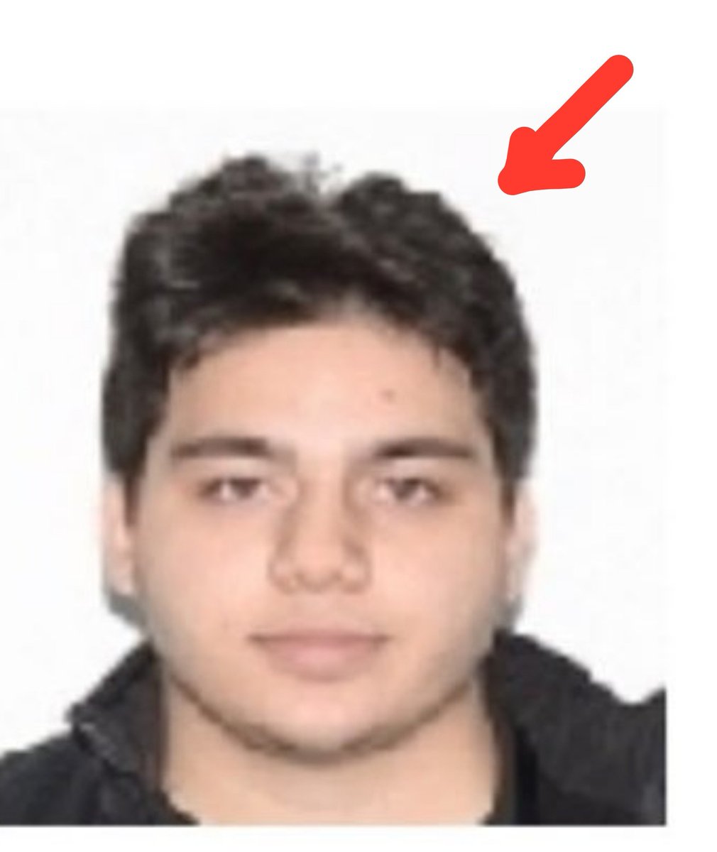 MuratSaricaTR's tweet photo. Ultra Atatürkçü ve milliyetçi takılan operasyon hesabı Erlik gümlemiş. 😂

Fotoğraftaki kişi Erlik, yani Fatih Yılmaz.

Almanya Deggingen'de yaşadığı ortaya çıkan Erlik'in, babasının da Fetö elebaşına uzun ömürler dileyip Atatürk'e hakaret ettiği ortaya çıktı. https://t.co/TBvkH75wJ6