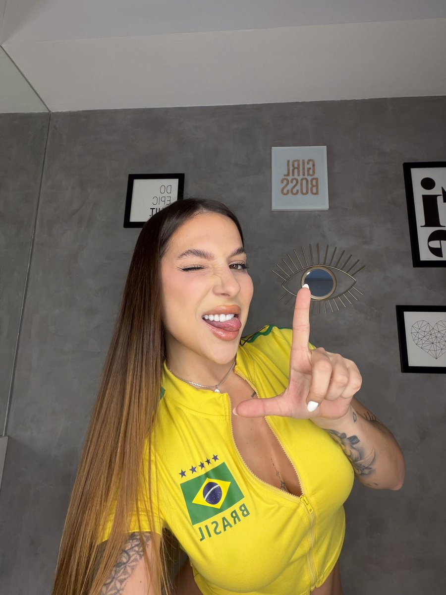 sanzimartina's tweet photo. Fui expulsa de 2 realities em 1 ano e estou com Lula… 🇧🇷⭐️ https://t.co/o6JINNCBi8