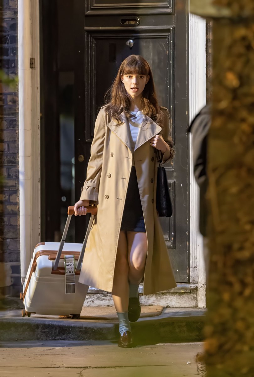 whatonnetflix's tweet photo. Filming has started on HOW TO KILL YOUR FAMILY with Anya Taylor-Joy filming on set in London this week! https://t.co/VAwKjSHf0e