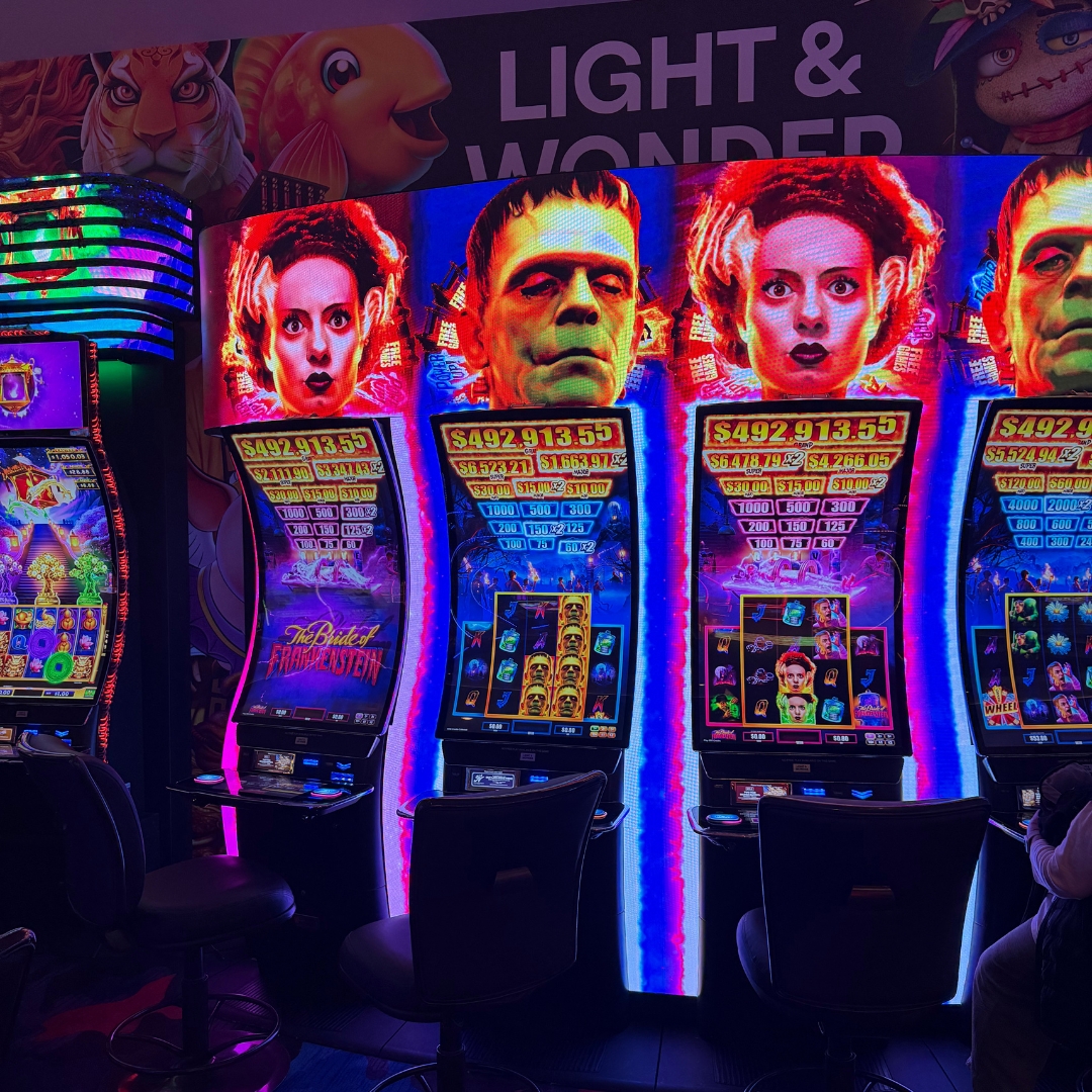 Palms's tweet photo. Vegas, don’t ghost this party. Halloween at Ghostbar means rooftop views, killer costumes, and a chance at $1,000 cash.

Dress to win: https://t.co/NljN5jKhJH

#PalmsLV https://t.co/mpvJN1eP6B
