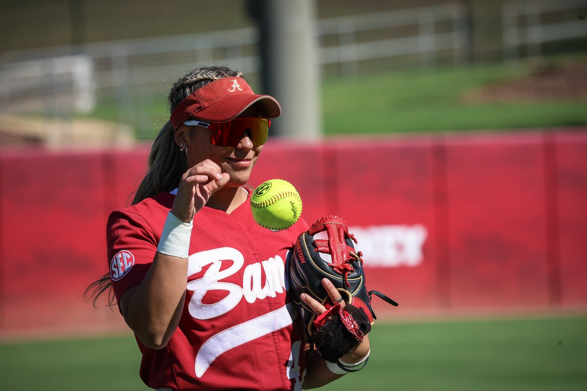 AlabamaSB's tweet photo. Alabama earns the 10-0 win in 10.0 innings to start today's doubleheader!

Game two against West Alabama starts in about 25 minutes

#Team31 #RollTide https://t.co/DZF03xzgul