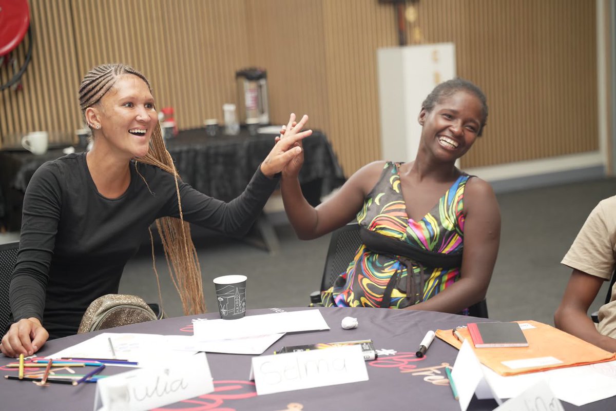 BeFreeBreakFree's tweet photo. Understanding trauma and developing healthy coping mechanisms are important steps towards emotional well-being and recovery.

On the second day of the trauma debriefing session, members explored how difficult experiences can influence their emotions, behaviour and everyday lives. https://t.co/iNvAeAN08B