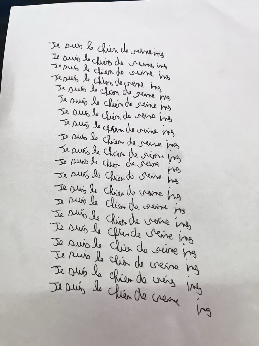 esclave_de_ines's tweet photo. Fier d'être l'esclave de ma reine Inès pour qui je suis entièrement dévoué @offtheriip je vous aime ma reine #soumis #moneyslave https://t.co/ZD8Avtt15L