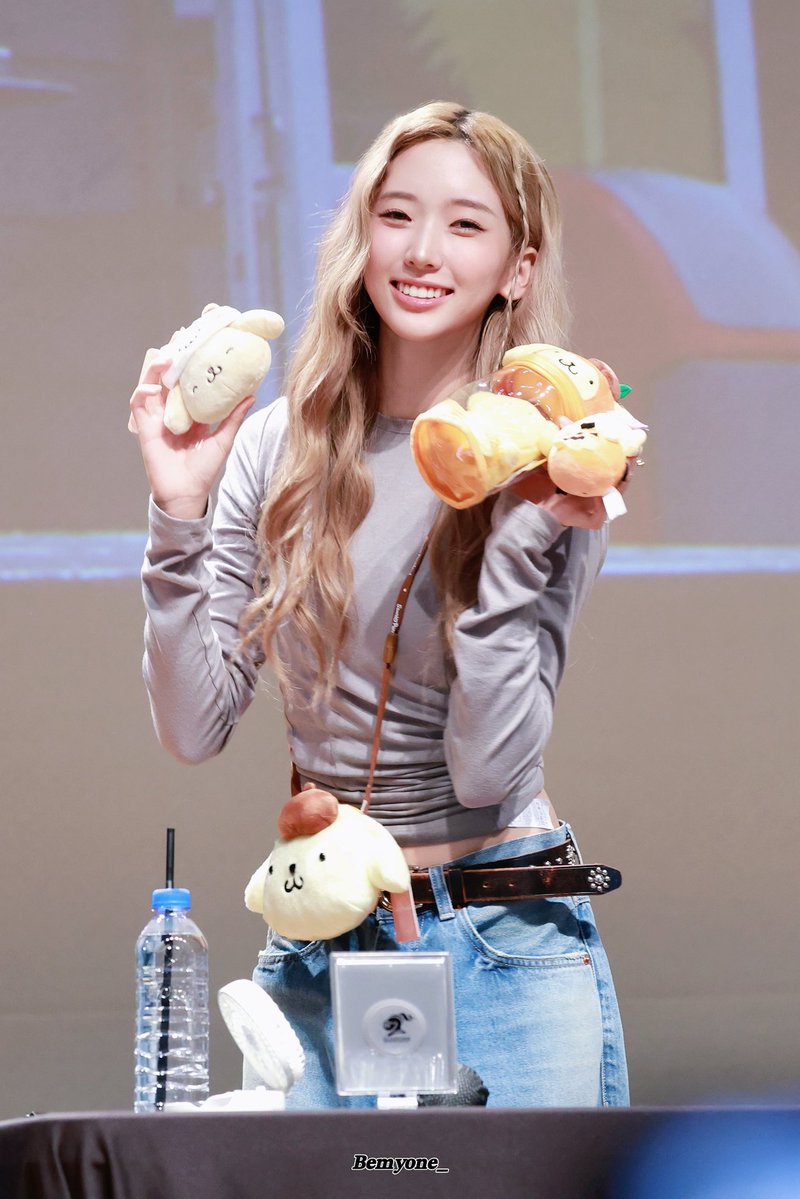 Bemyone_0411's tweet photo. 261017

#ELENA #TUIDE
#튜이드 #엘레나 https://t.co/pDykx4tpih