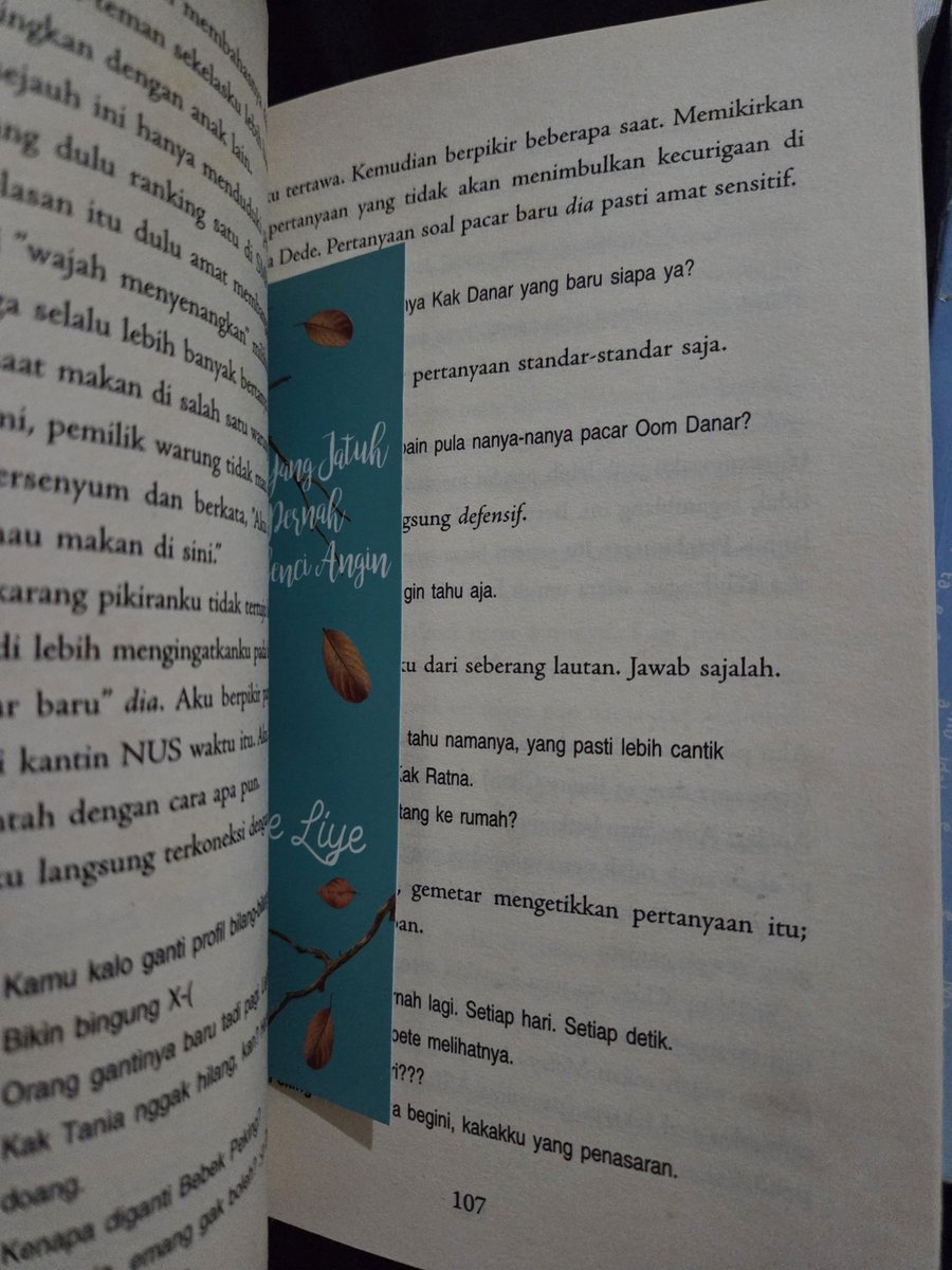 yeacer's tweet photo. wts buku

nkcthi
daun yang jatuh tak pernah membenci angin
hujan tere liye

25k/each https://t.co/bARJOZHHr9