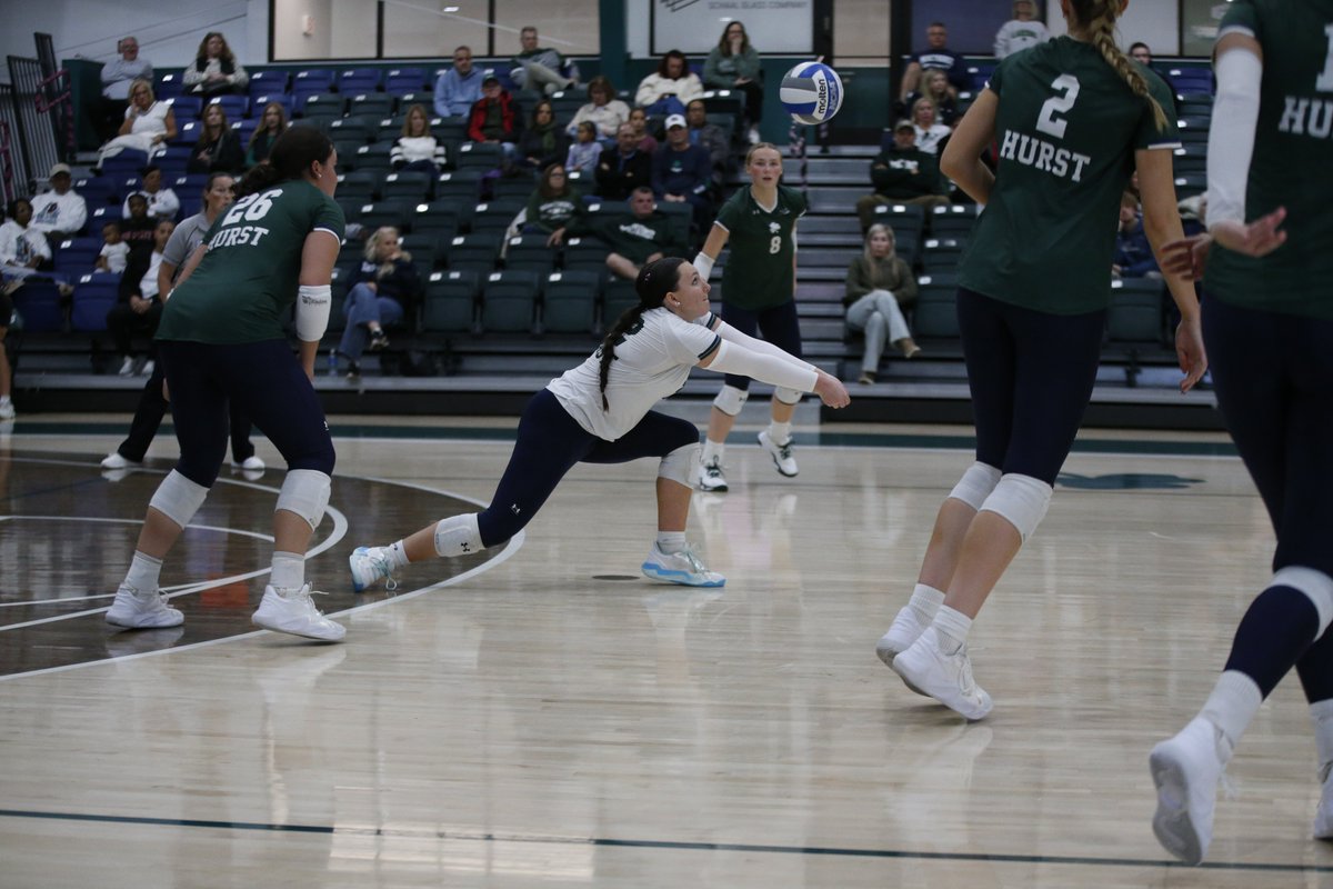 HurstVB's tweet photo. Dig it.

#RollLakers🍀 https://t.co/RHYmaw1mfp