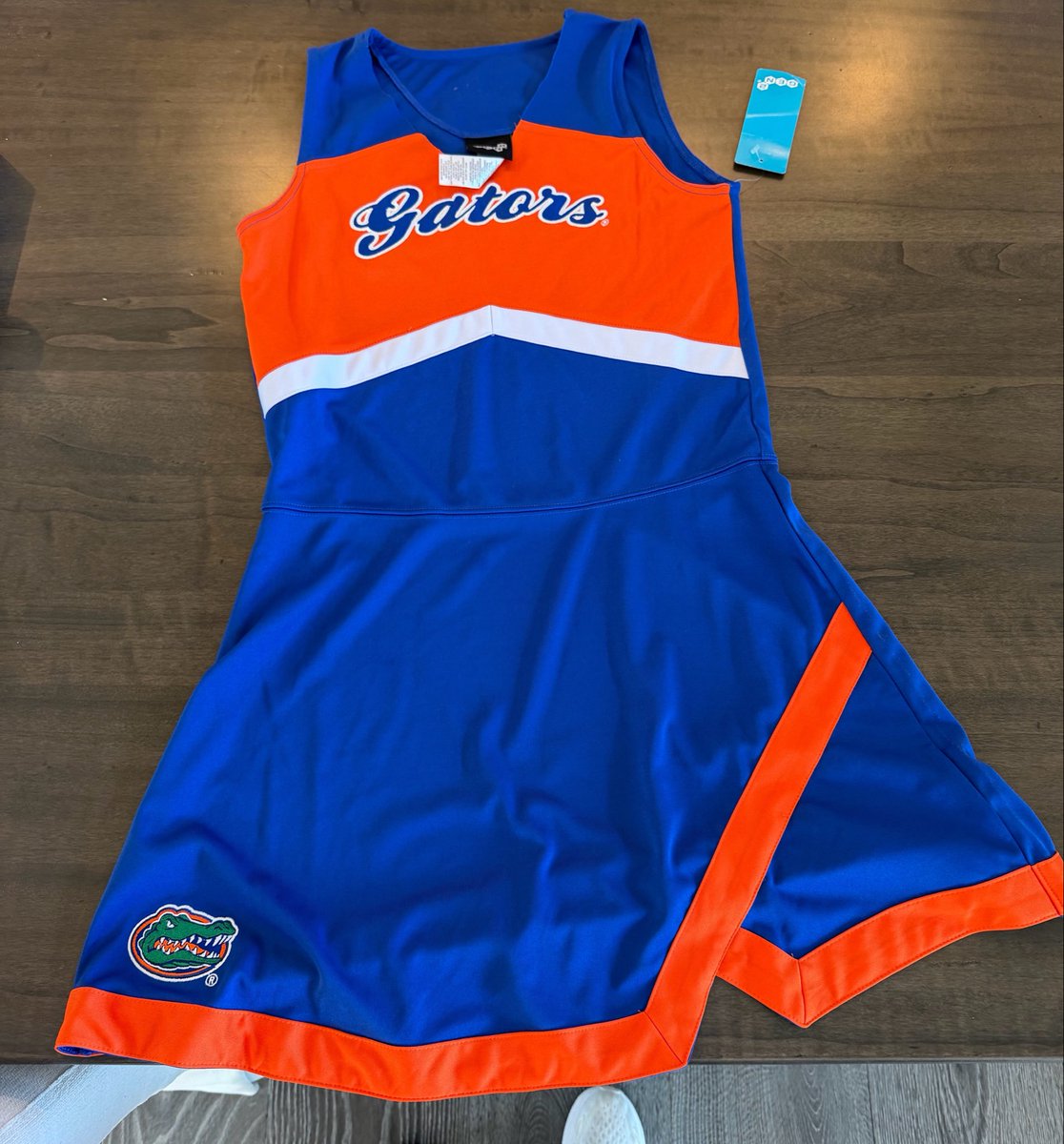 alex1963l's tweet photo. My halloween costume arrived…ordered a kids size and it’s still a little big. 😂  #GoGators https://t.co/A9ERS0z5n7