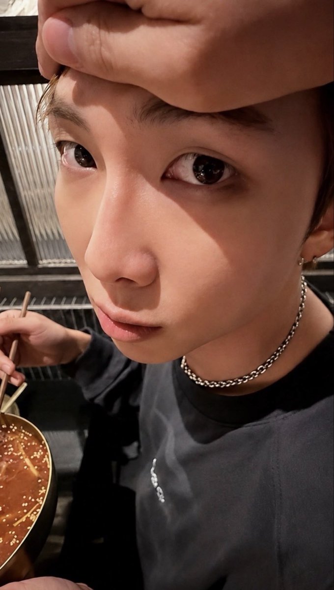 manhosomin's tweet photo. definitivamente são as melhores fotos do bangtan https://t.co/dPhMuJaSG0