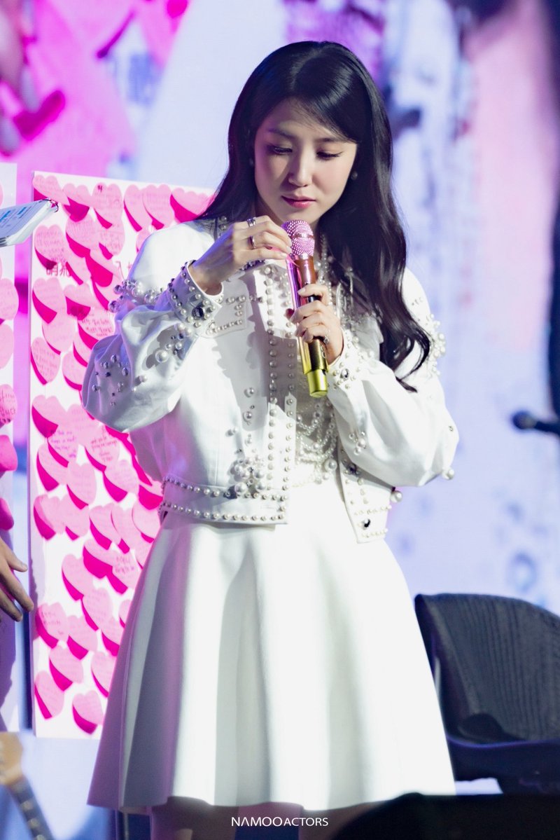 ahcatwong's tweet photo. Photos of Eun-bin in EUNiverse Taipei posted by Namoo. 
#ParkEunBin #박은빈 #euniverse #namoo https://t.co/JCbSBJqHzx