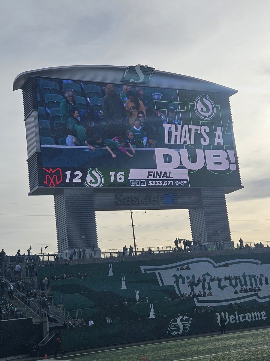 GCFunPolice's tweet photo. The most exciting 16-12 game ever. 😏
@sskroughriders 🙏 https://t.co/jx5OZztM4O