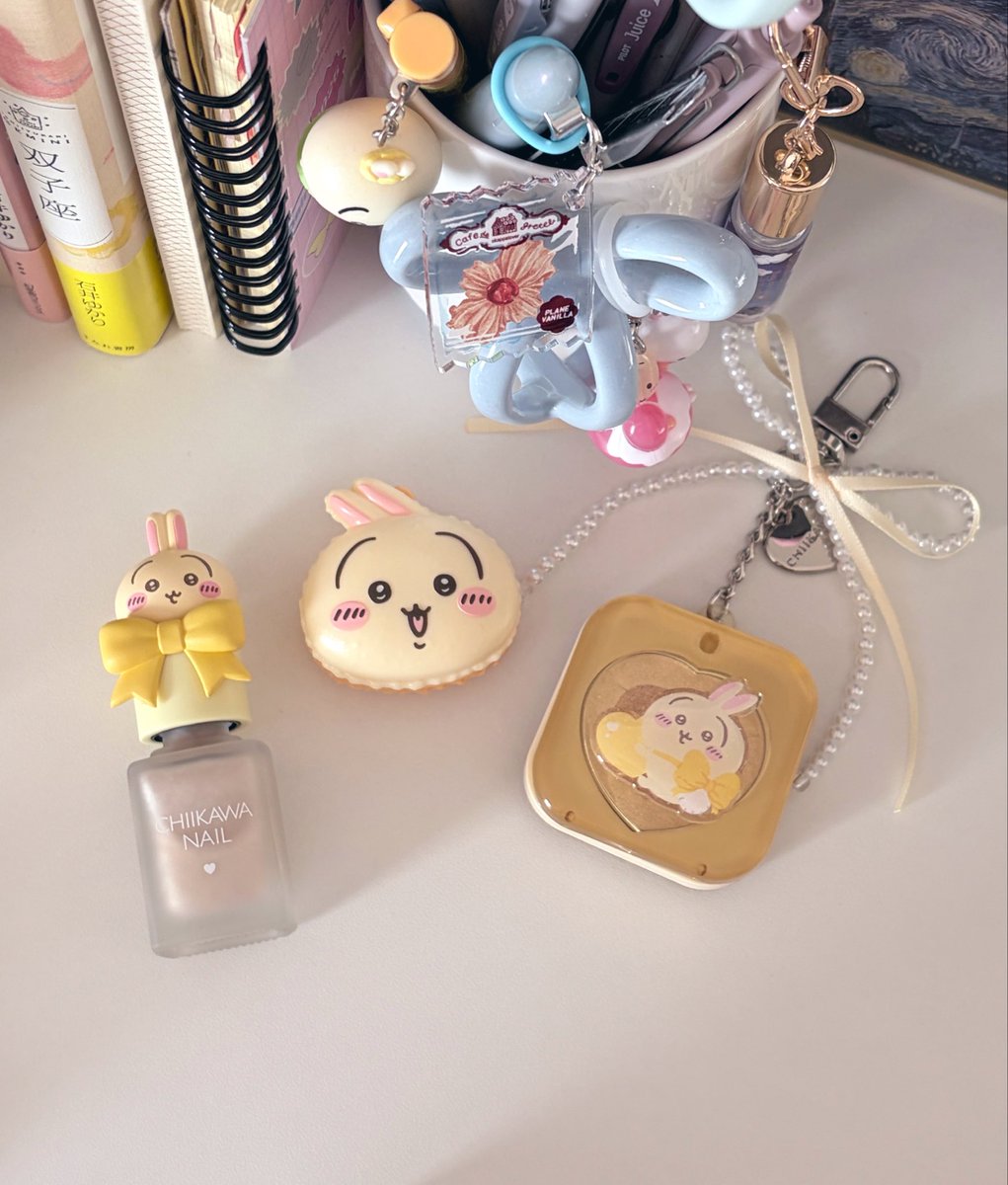 bluestar_dayo's tweet photo. 昨日買ったうさぎのコスメ可愛いから見てくれ🐰 https://t.co/orE6R8wvLx