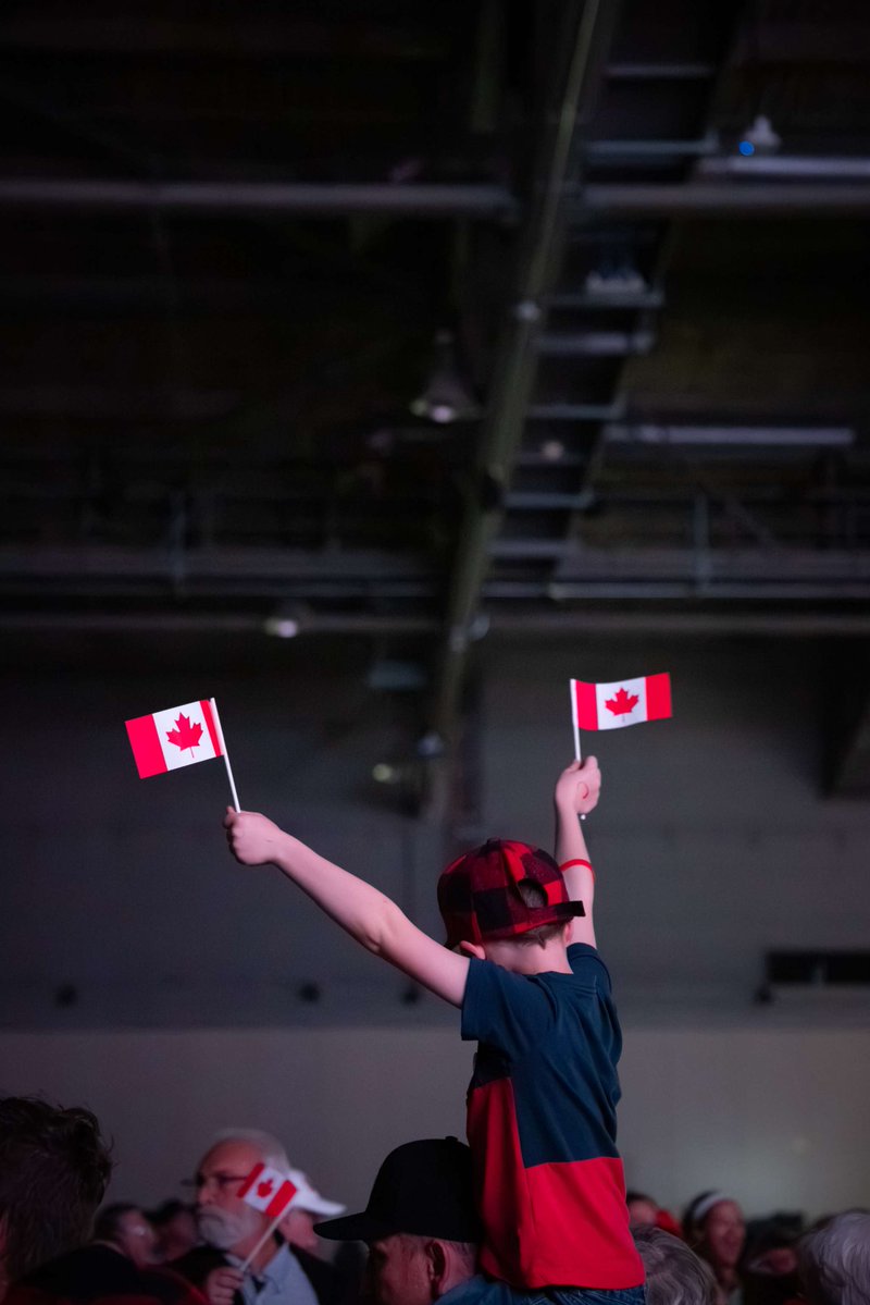 CanadianPM's tweet photo. This is our Canada. This is our future. Let's build it together. https://t.co/R9tzCvRLv5