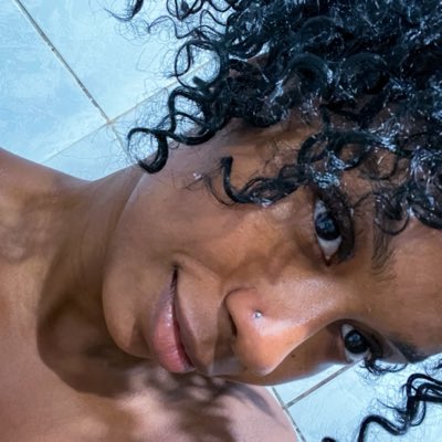 carool_lim's tweet photo. #NovaFotoDePerfil https://t.co/5KzmCBenW1