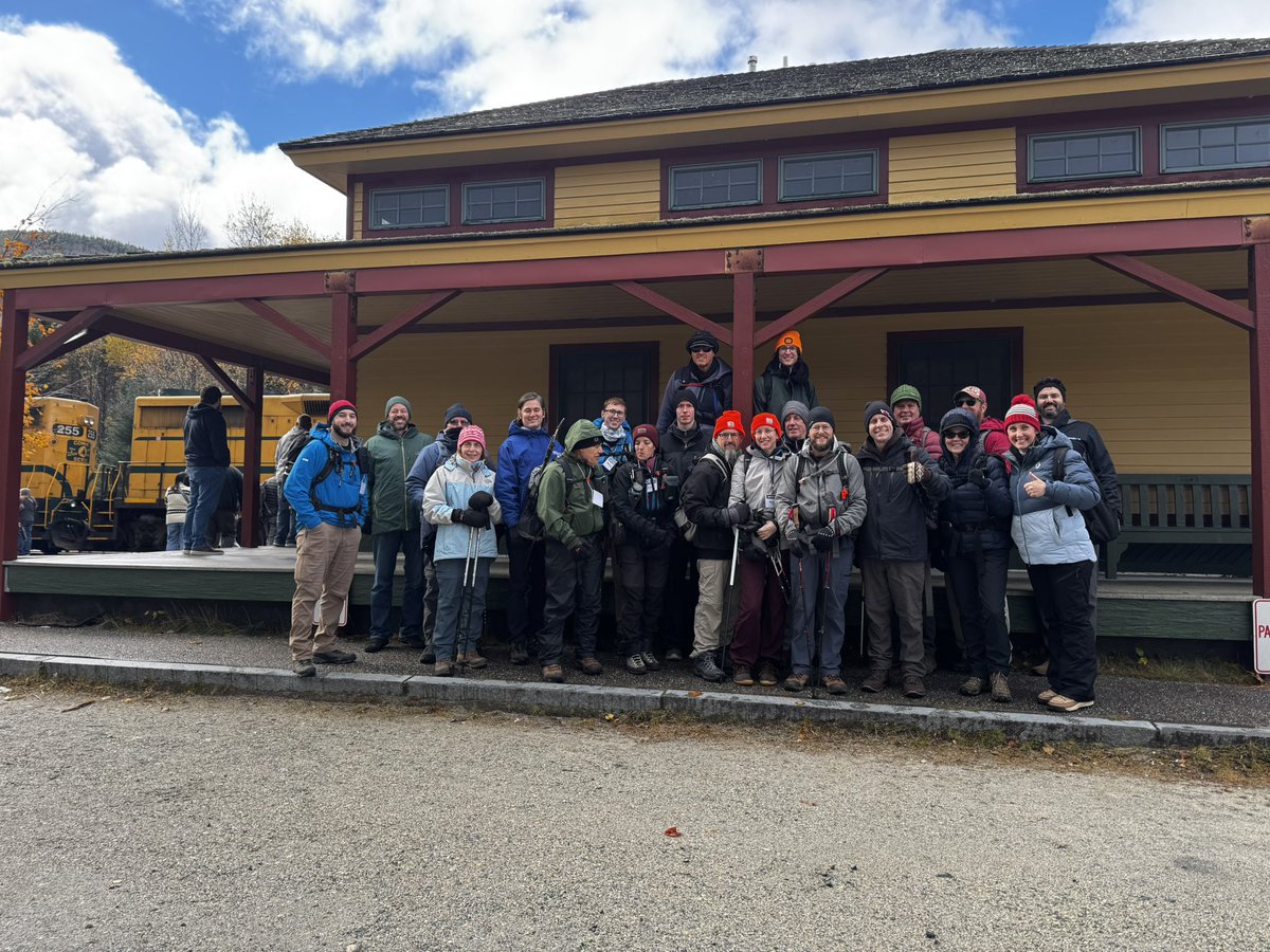 OSayz603's tweet photo. Thank you to all who joined us on the Granite Freedom Trek! Awesome day! ♥️🦔 https://t.co/xRGaZ4Dt4D