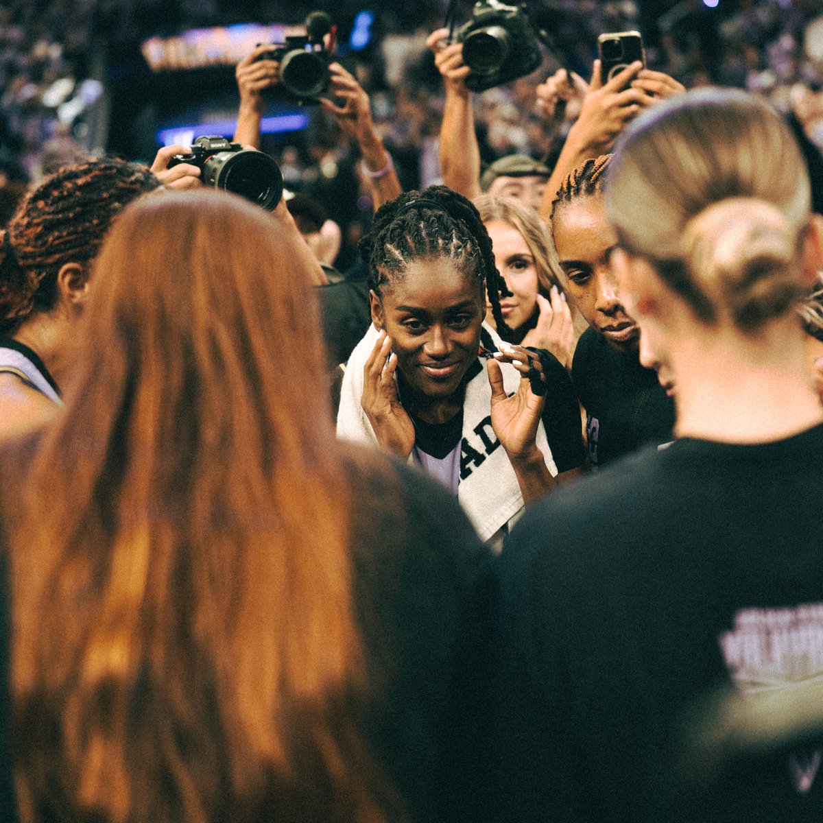 WNBA tweet picture