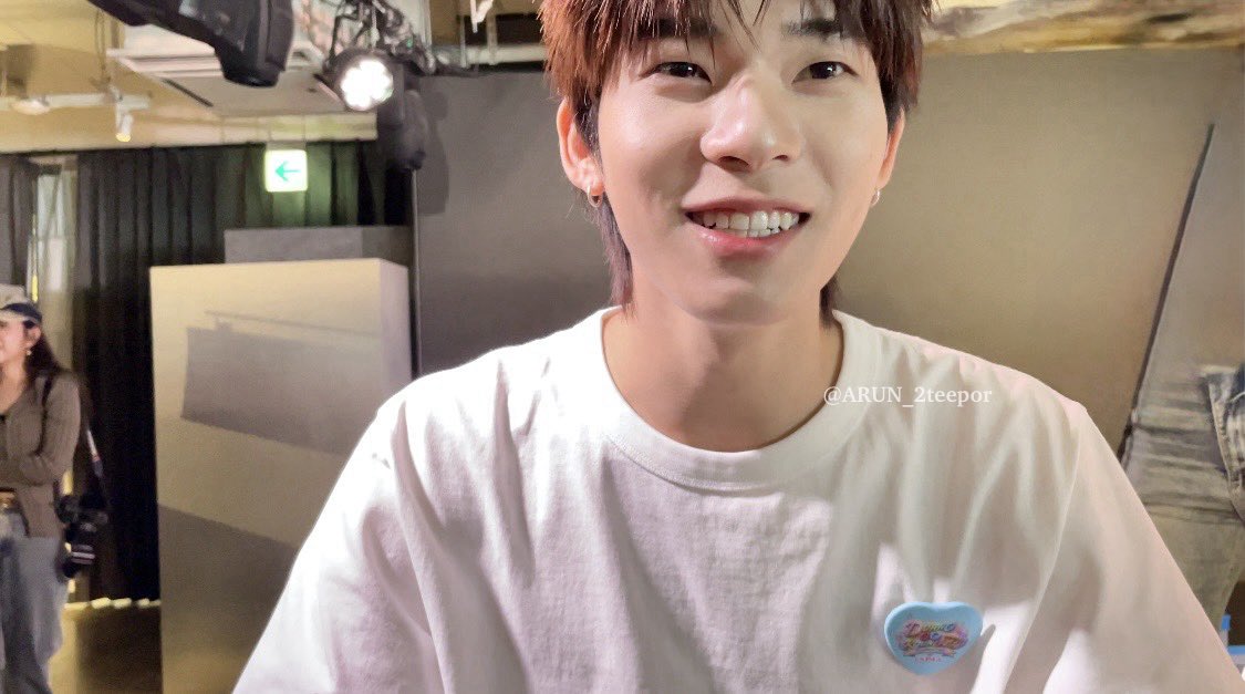 ARUN_2teepor's tweet photo. 別アングルのTeeTeeもかわいい🥰

#DuangFansignInJapan
#teeteepor #twnpich https://t.co/vtDlhrmXiu