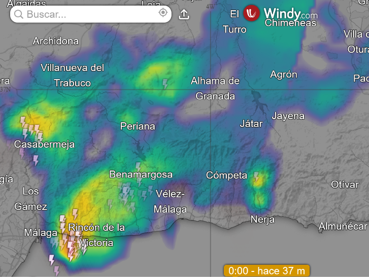 AlesandroSherry's tweet photo. Empezando a llover cerca de #Málaga Capital
#Tormentas/#Relámpagos/#Truenos
y #Lluvias moderadas/fuertes...

00:00h #Radar #Meteo + #Rayos⚡️

#DanaAdam = #DANA #ADAM (#CutOffLOW: ADAM) https://t.co/vBK3Kji8Qh