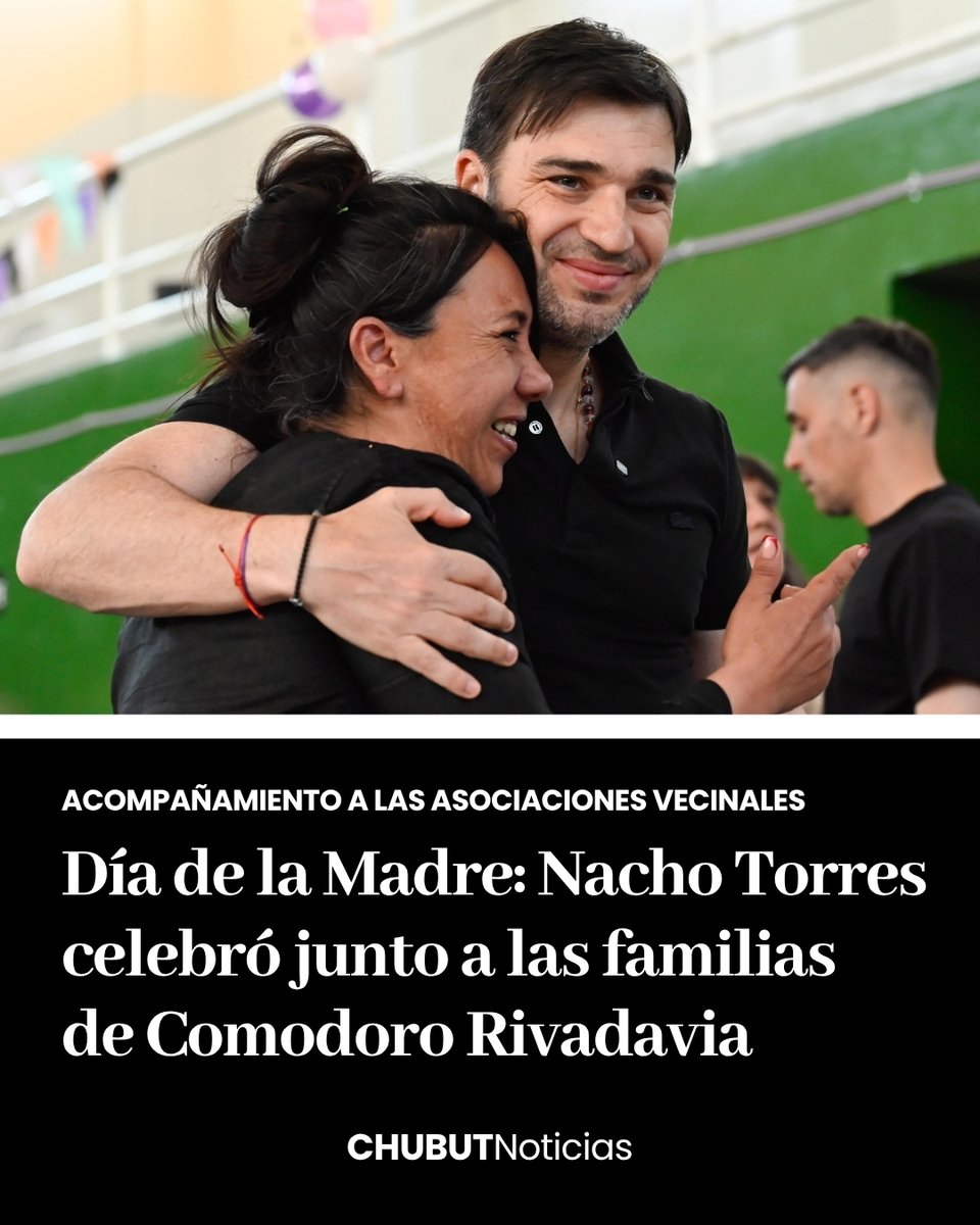 somoschnok's tweet photo. Día de la Madre: Torres celebró junto a familias de Comodoro Rivadavia y reafirmó su acompañamiento a las asociaciones vecinales

📌 El mandatario participó de los festejos realizados en el barrio Máximo Abásolo, donde compartió un almuerzo con madres y referentes comunitarios. Durante el encuentro, destacó el compromiso de las mujeres con sus familias y sus barrios, y llamó a “seguir abrazándonos como comunidad, reclamando por lo que hace falta y celebrando lo que se hace”.

El gobernador del Chubut, Ignacio “Nacho” Torres, participó este sábado de los festejos anticipados por el Día de la Madre, realizados en el barrio Máximo Abásolo de Comodoro Rivadavia, donde compartió un encuentro con madres trabajadoras, familias y referentes vecinales de distintos sectores de la ciudad.

La celebración tuvo lugar al mediodía en el Gimnasio Municipal N° 3 “Ángel Lito Gioino” y culminó con un multitudinario almuerzo. El tradicional encuentro busca reconocer el esfuerzo cotidiano de las madres y su papel fundamental en la vida familiar y comunitaria, además de fortalecer los vínculos entre los vecinos.

Durante la celebración, Torres destacó el trabajo “de todos los que le ponen corazón, ganas, empuje y compromiso a encuentros que reconocen el trabajo enorme de todas estas mujeres”, y consideró que “es muy importante que en cada barrio tengamos sentimientos de comunidad y que nos hermanemos como tal, y esto se logra a través de las asociaciones vecinales, el compromiso ciudadano y la organización, pero fundamentalmente a través de las jefas de familia”.

En ese sentido, el gobernador puso en valor el papel que cumplen las madres en la construcción de los vínculos familiares y comunitarios, y expresó que “a las madres hay que respetarlas y quererlas cada día del año, no solamente en una fecha importante como esta”.