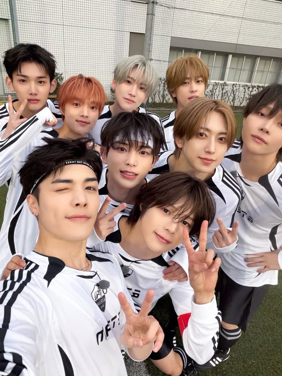 maya_ncejmoon's tweet photo. 10月18日分 

I vote  #andTEAM for Fan’s Choice Male at #2026MAMAVOTE

&amp;TEAM ファイティン🔥 https://t.co/0K1hujfXqm