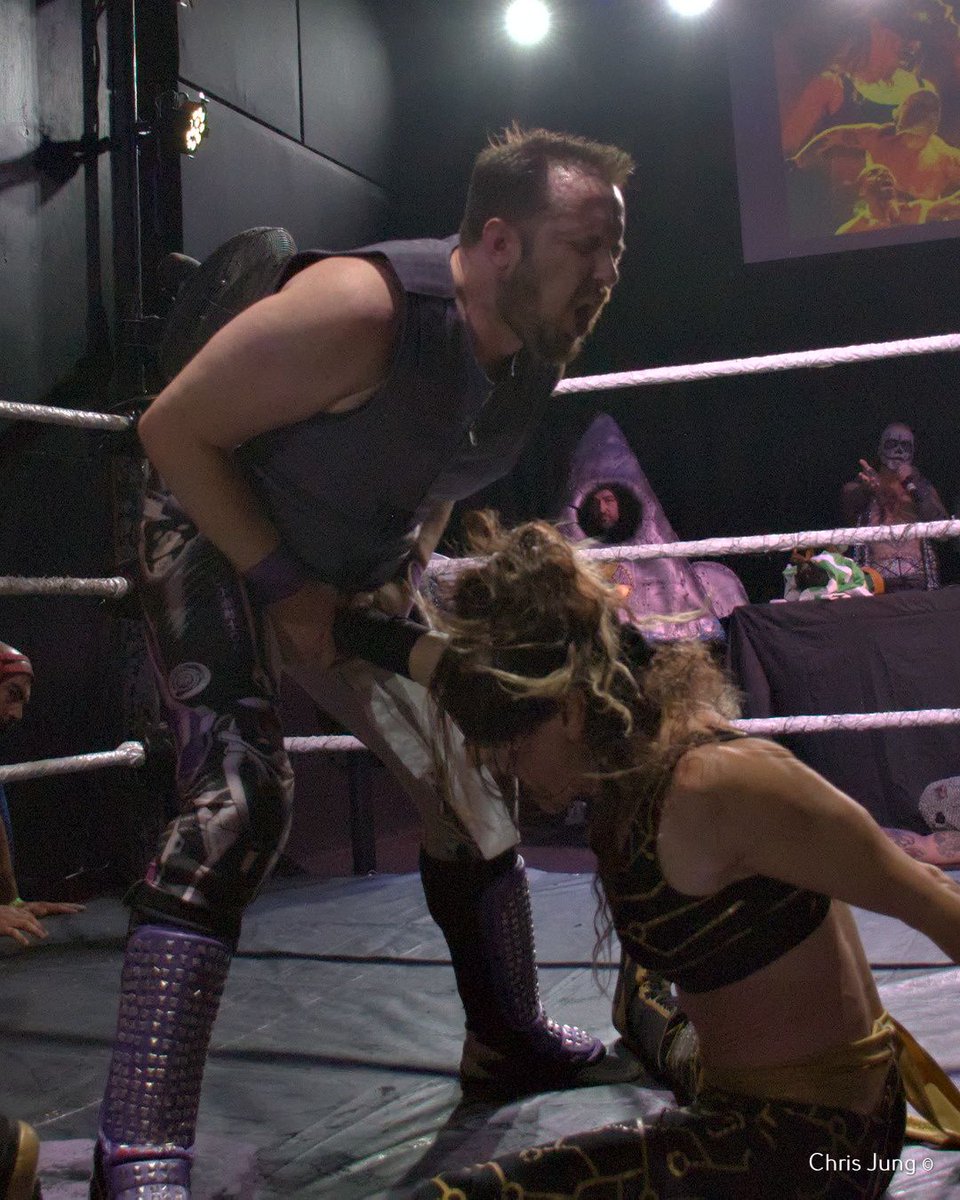Rudo_Rampage's tweet photo. Ean Hancement is here for Hoodslam!
#SlamTown #Hoodslam #wrestling  @HOODSLAM  @ScorpionFTF https://t.co/tTiiHW2X3U