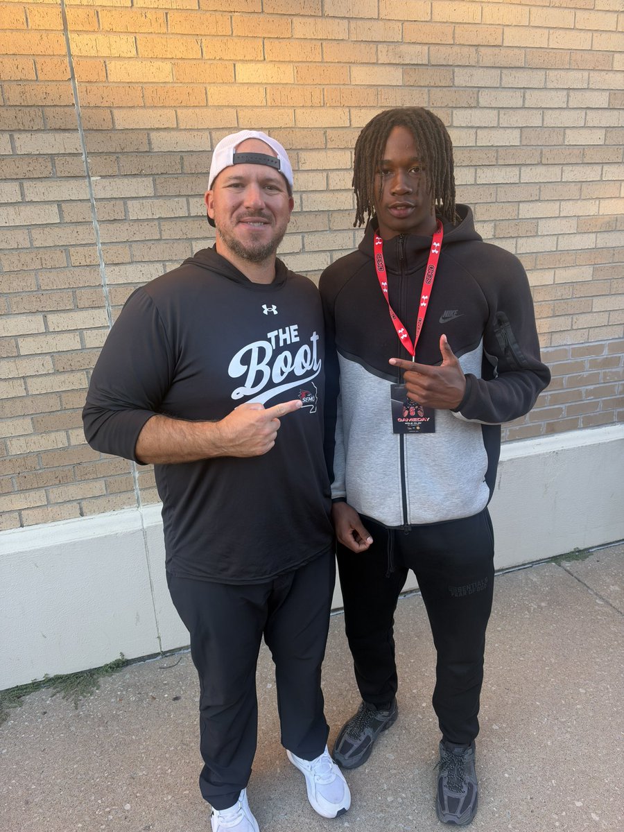 itz_k013's tweet photo. Really enjoyed the day at @SEMOfootball!
I Appreciate the hospitality and I wish to come back soon! @PeytonKlundSEMO @Coach_Drury

@ArRecruitingGuy @PrepRedzoneAR 
#agtg #repthem https://t.co/YLumofn9Np