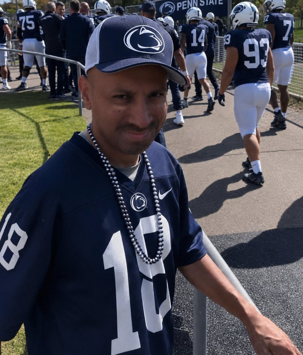 thatsportsguyj1's tweet photo. @PennStateFball 😂😂😂😂 https://t.co/W06j9mZAiK