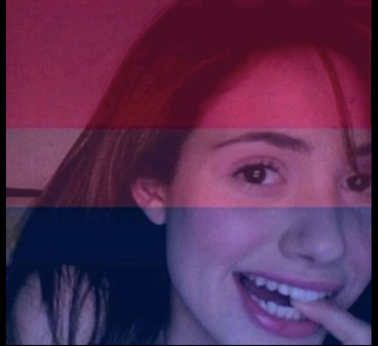 Ttvo09's tweet photo. @elisaparanoica Credo q dlc https://t.co/kMwx1DOEcn