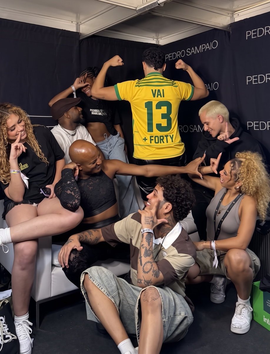 sampaiers's tweet photo. ❤️🇧🇷⭐️🗳️ mais fortyy https://t.co/DsFsaH1J8E