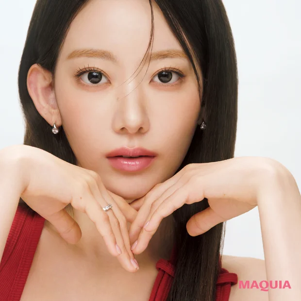 lpopchartmaster's tweet photo. #SAKURA is featured in the latest issue of Japanese beauty magazine MAQUIA, where she opens up about her beauty philosophy, self-confidence, and personal habits. 

She revealed that skincare is her favorite part of the day, spending over 30 minutes caring for her skin, hair, and body. Her routine is so extensive that her fellow members once jokingly asked, “How much longer are you going to do that?”

https://t.co/21IkEubeWT