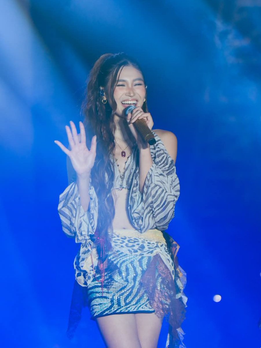 lacelune's tweet photo. #BINIJhoanna Unfiltered Concert Tacloban 2026

reminder: do breathe as you swipe https://t.co/e2DFkzkiRy