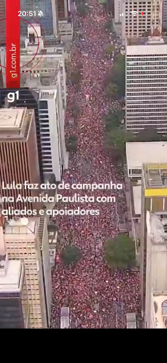 juan_c_matos's tweet photo. É ineg��vel que as duas campanhas apresentam uma grande mobilização.

E é assustador que a grande maioria dos brasileiros está optando conscientemente em votar em corruptos que entregaram muito pouco para o Brasil durante décadas de atuação política.

A sociedade não desistiu do Brasil. Ela está engajada e escolhendo por livre espontânea vontade um futuro tenebroso. E assim terá.