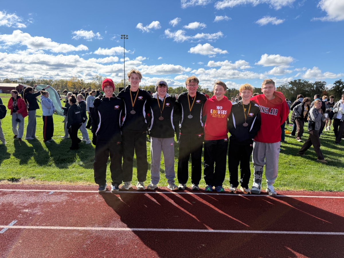 FenwickXC's tweet photo. What a great morning for some cross country racing!  Fenwick hosted the GCLC this morning and the Falcon Harriers did not disappoint.  League honors earned:
3 First Team
3 Second Team
2 Third Team
1 League Champion
1 Team Championship
Awesome work, Team!!
@fenwicksports https://t.co/7Rjyfcc51J