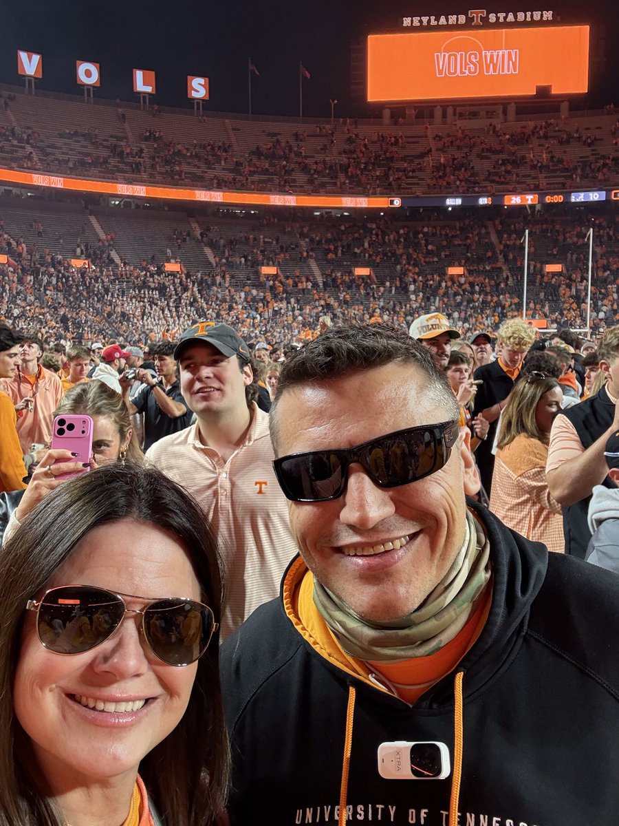 WRabbitTweets's tweet photo. Go Vols! 🧡🍊🏈 @TheExpertOnX https://t.co/Iki4I8ePL3
