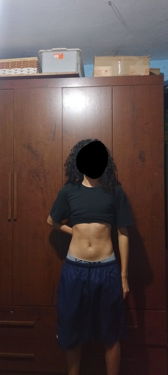 ci_si_'s tweet photo. Do you think I could be a model? https://t.co/KwEsXZatYV