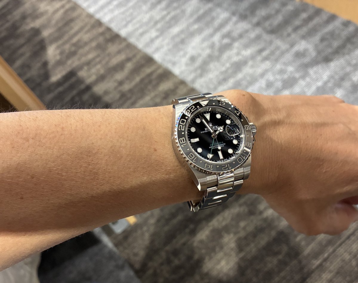 yuki_7_pon's tweet photo. #GMT
予約してから
すごく待ち遠しいけど😮‍💨
かかって来ないもんですね📲
すぐに買いに行くのにな💨 https://t.co/7m8gY6kzXj