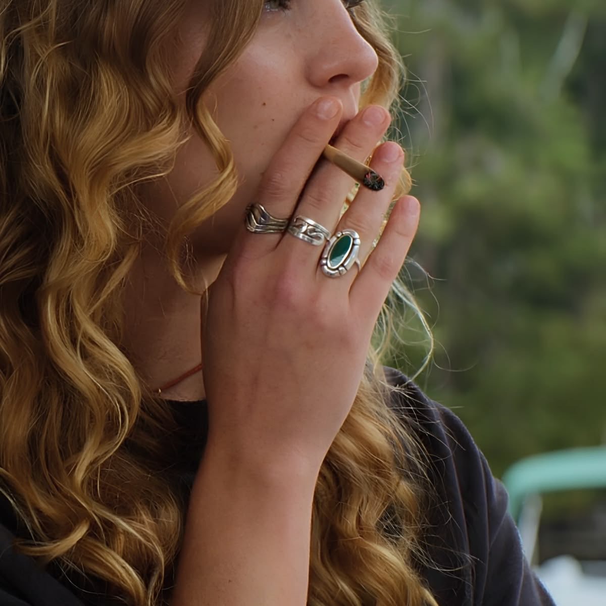 oonaslawyer's tweet photo. Oona’s hands - a concept https://t.co/6G3wBqMJch
