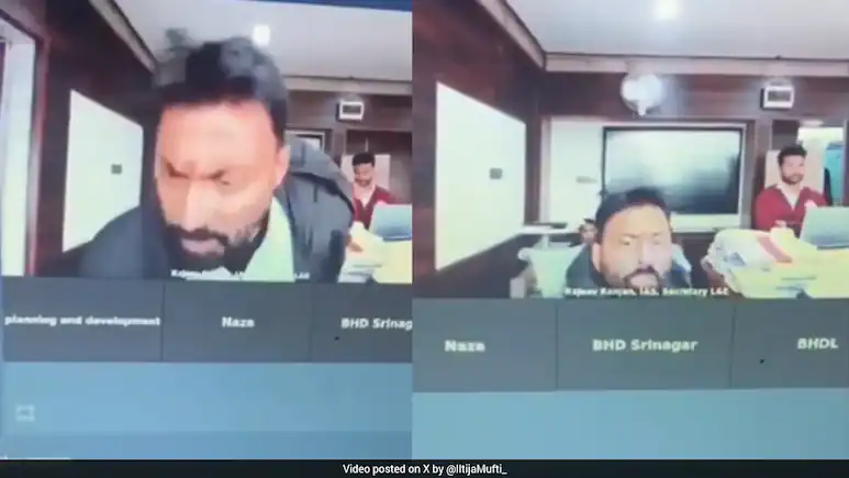 ndtv's tweet photo. After IAS Officer Abuses Woman Colleague, J&amp;K Issues Fresh Code Of Conduct https://t.co/sUQdWo6c3G https://t.co/9AzaaHW4MV