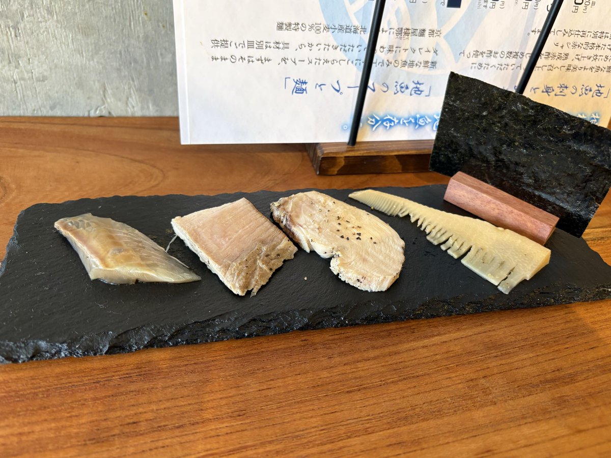 ei_1918's tweet photo. 熱海のバカうまラーメン店 https://t.co/Lei5KcUCRf